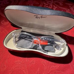 Ray-Ban Wayfarer frames